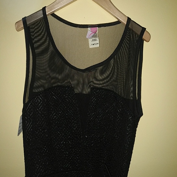 Little black dress - Picture 2 of 3